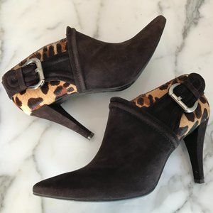 Gorgeous short leather booties